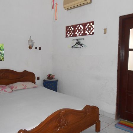 Fortuna Guest House Yogyakarta Exterior foto