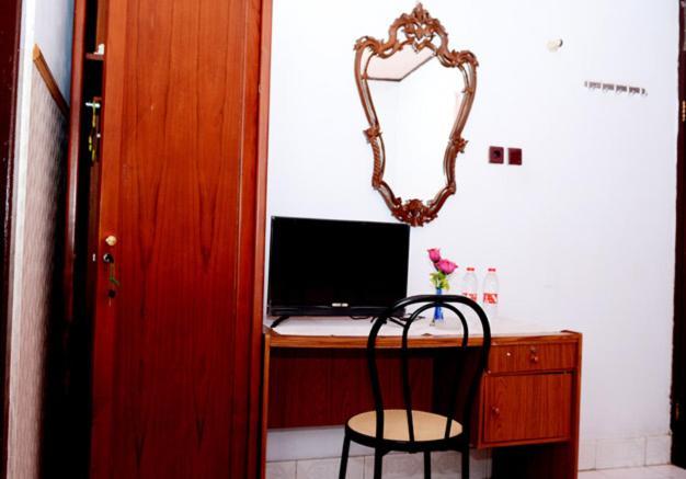 Fortuna Guest House Yogyakarta Exterior foto