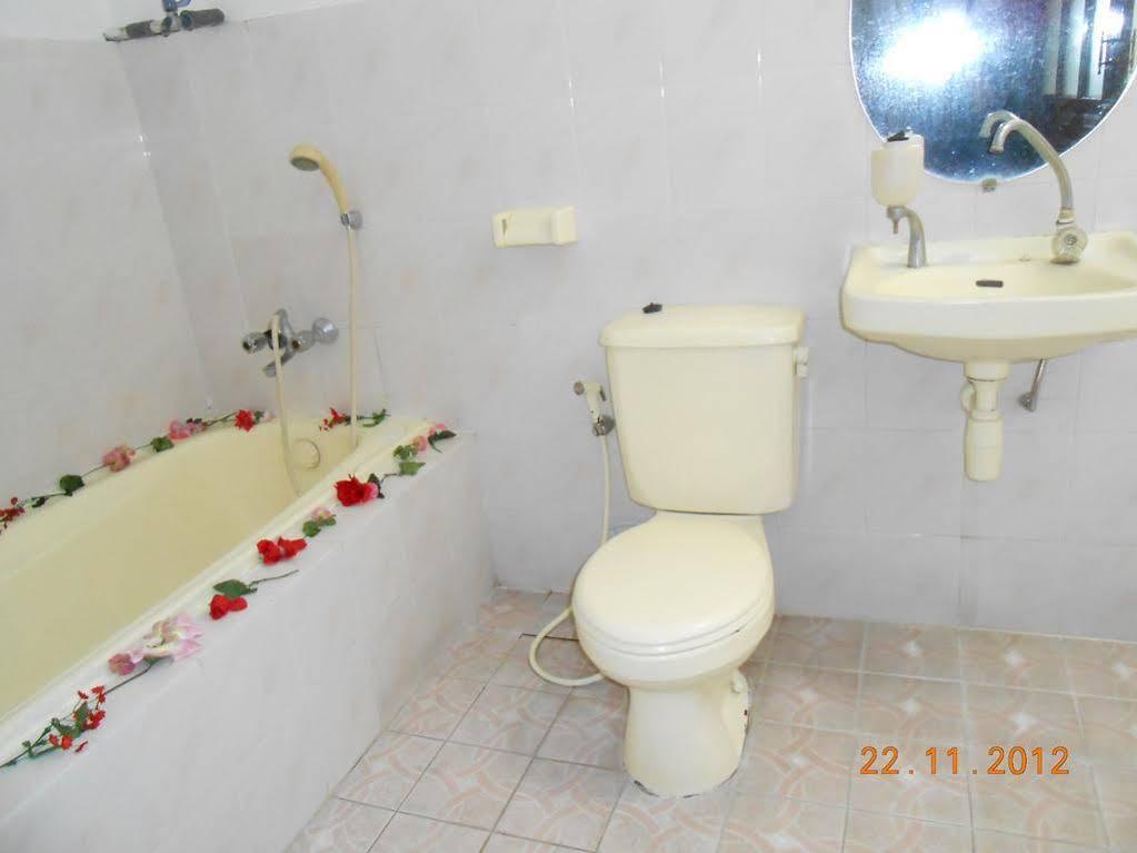 Fortuna Guest House Yogyakarta Exterior foto